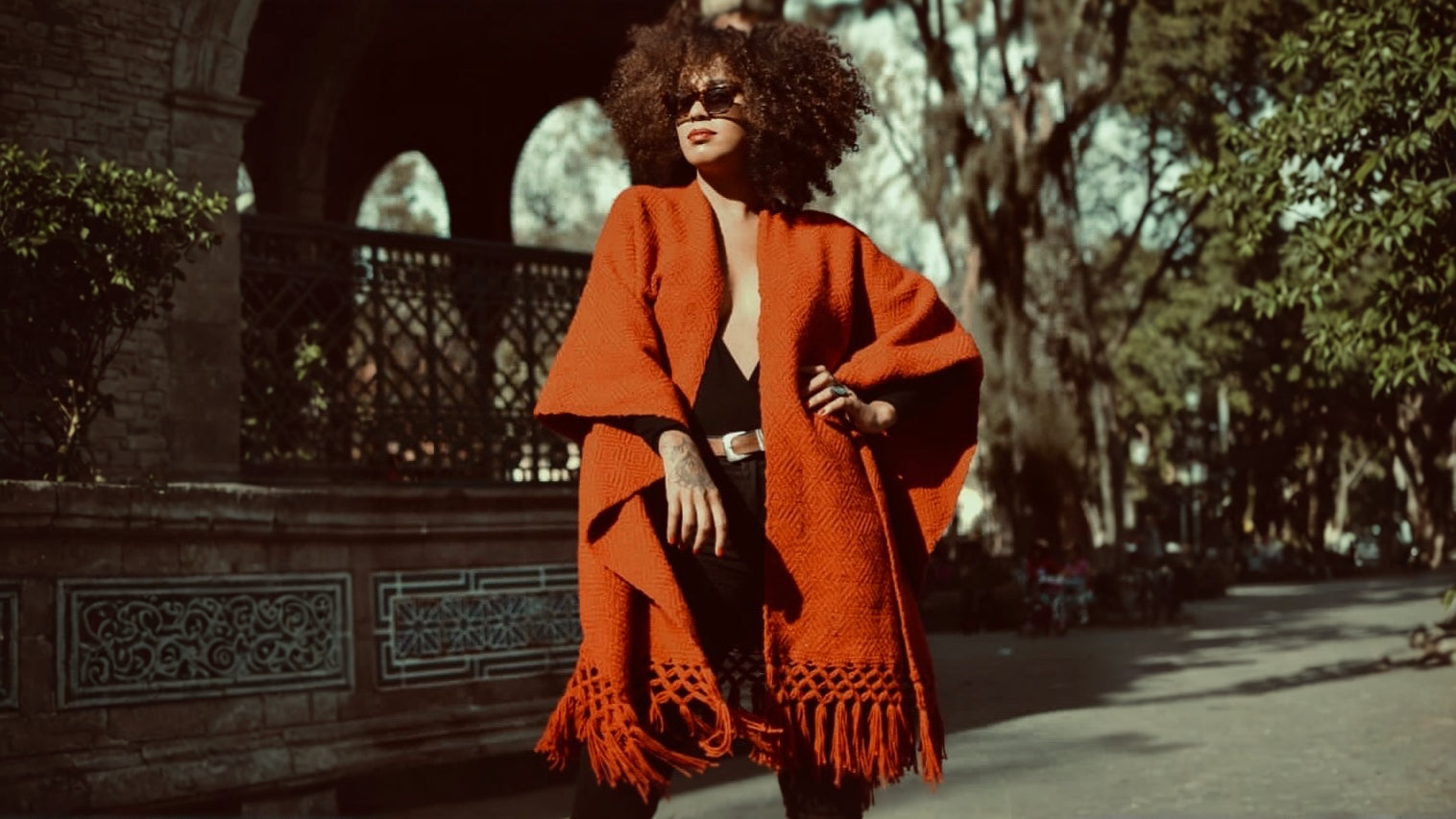 PONCHOS DE TELAR