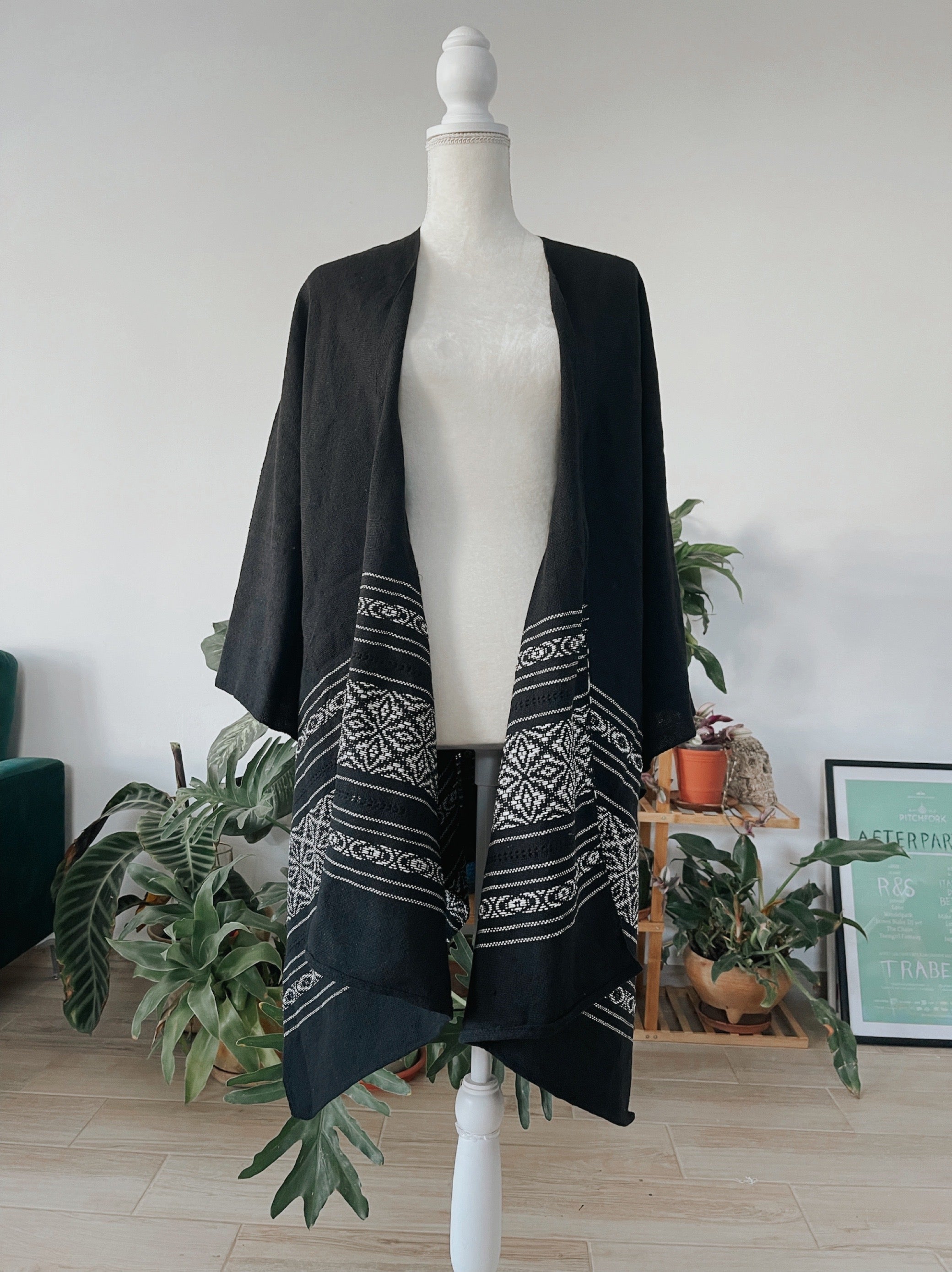 Poncho Tonalli Negro