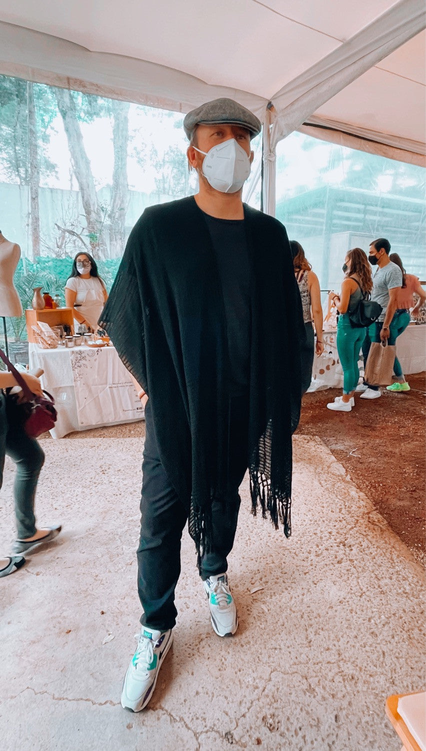 Ruana Azabache 🖤 - imagen 2