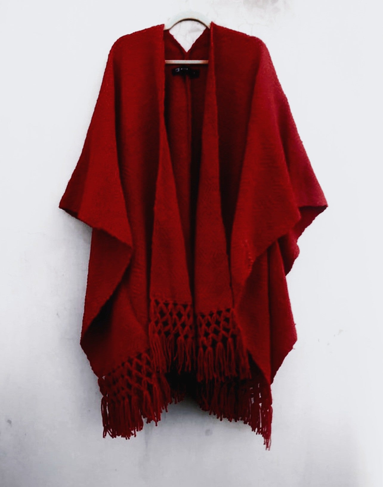 Poncho Carmín